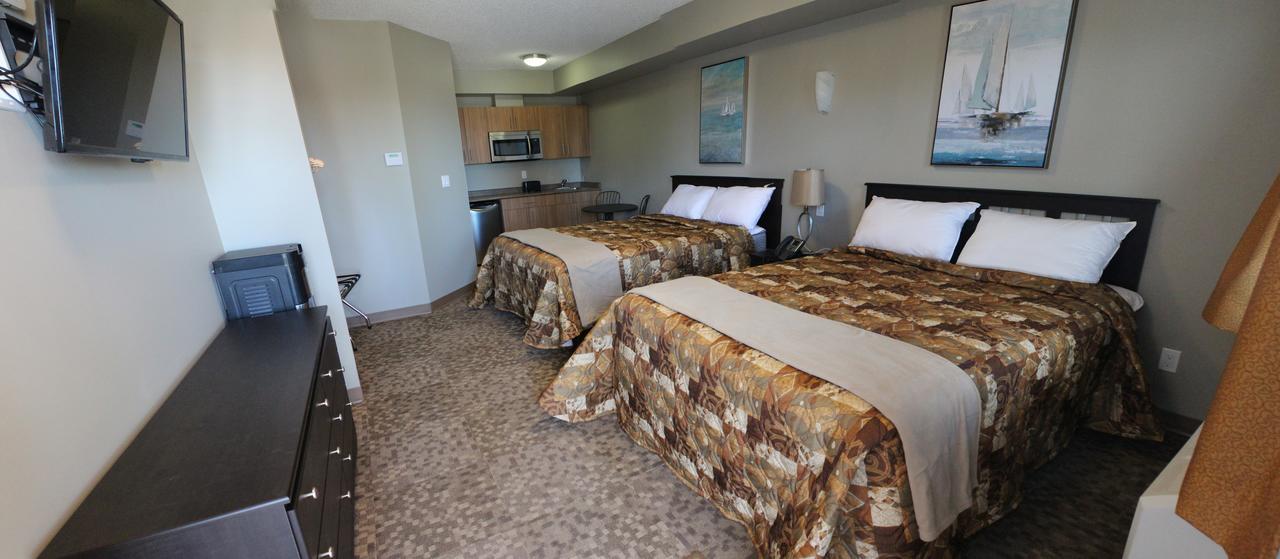 Alberta Beach Inn And Suites Eksteriør billede